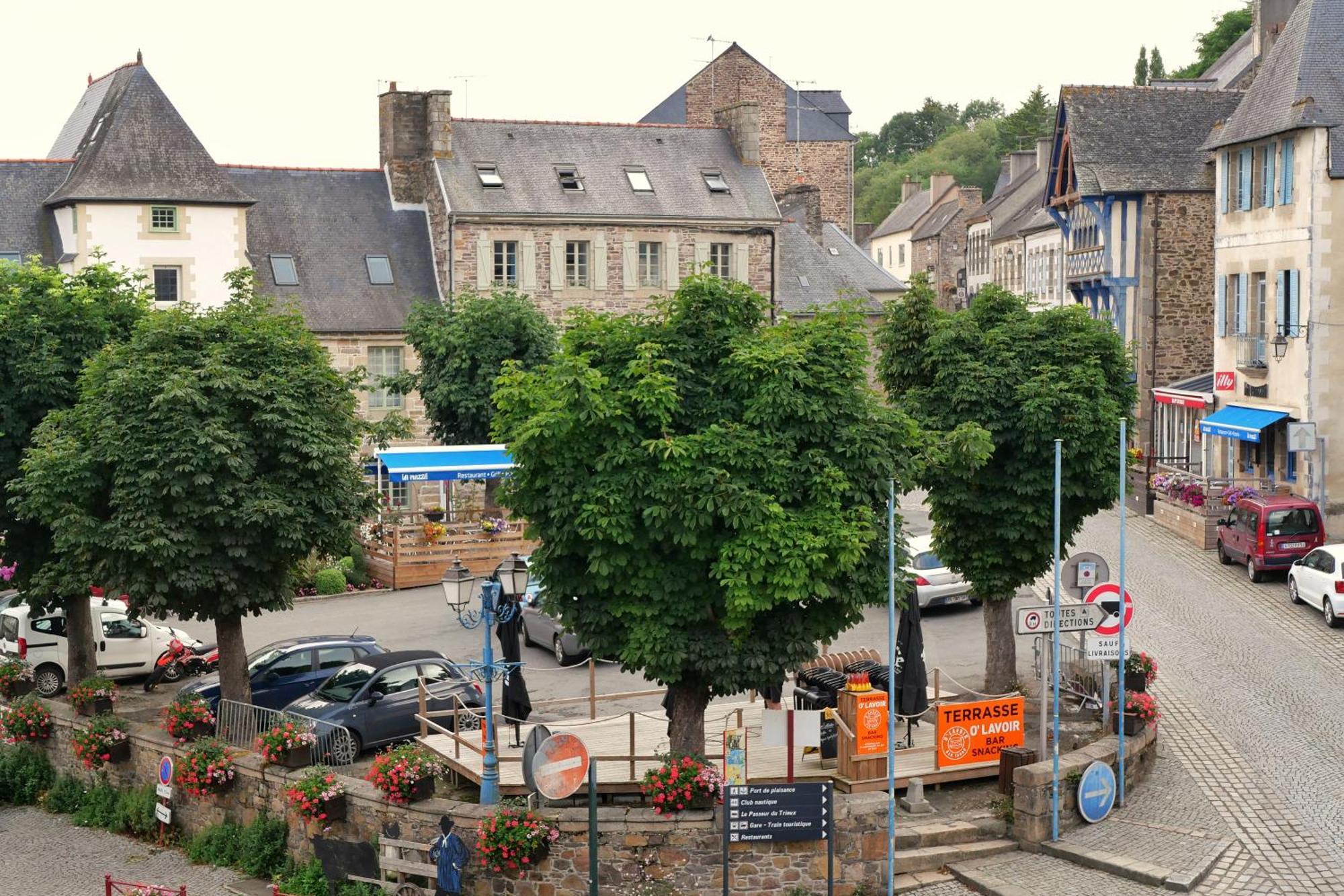 Les Chambres De L'Elysee Pontrieux Exterior photo